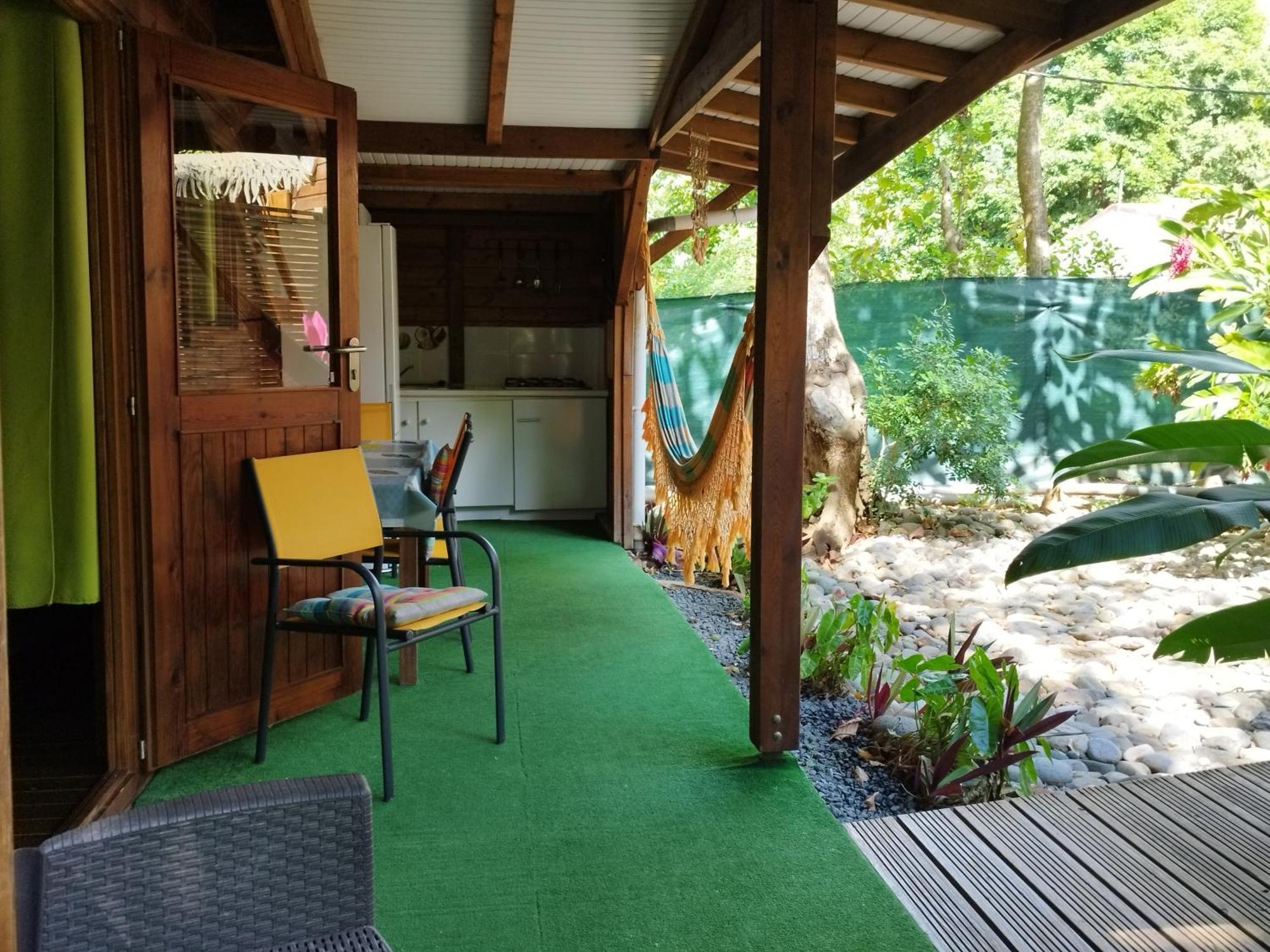 Insolite Arawakane Gites Du Manial Chalet Pointe-Noire Eksteriør billede